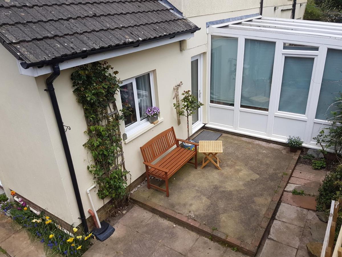 The Farthings Bed & Breakfast Braunton Exterior photo